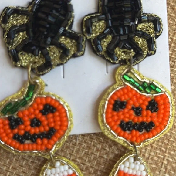 3pair Halloween Themed Earring bundle - Picture 6 of 7